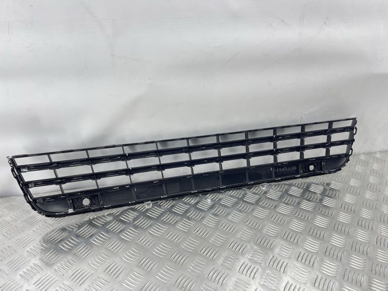 Решетка воздухозаборника бампера 7P6853671ERYP Volkswagen Touareg