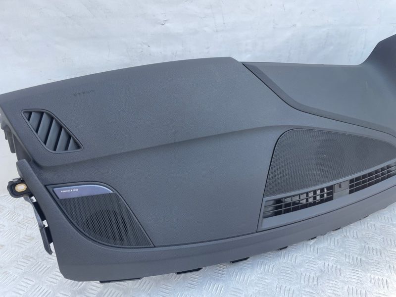 Торпедо з подушкою безпеки 8W1857001H24A Audi A4 Allroad