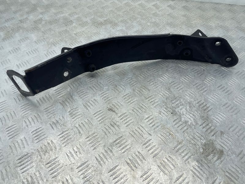 Опора лонжерона 4M0805351 Audi Q7