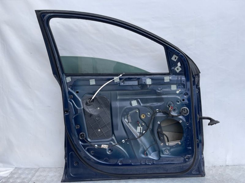 Двері 4L0831051A Audi Q7