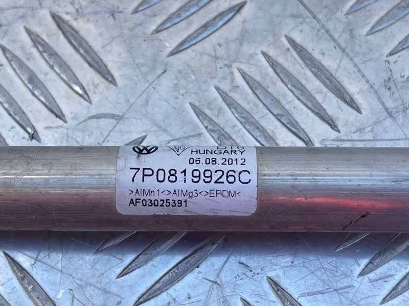 Трубка кондиціонера 7P0819926C Volkswagen Touareg