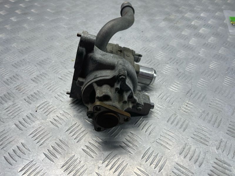 Помпа водяна K2GE8C501BB Ford Edge