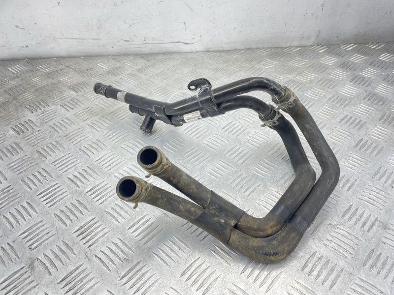 Трубопровід системи охолодження 7P0121070AC Volkswagen Touareg
