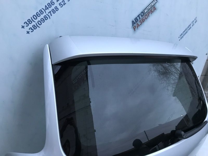 Кришка багажника 4L0827023B Audi Q7