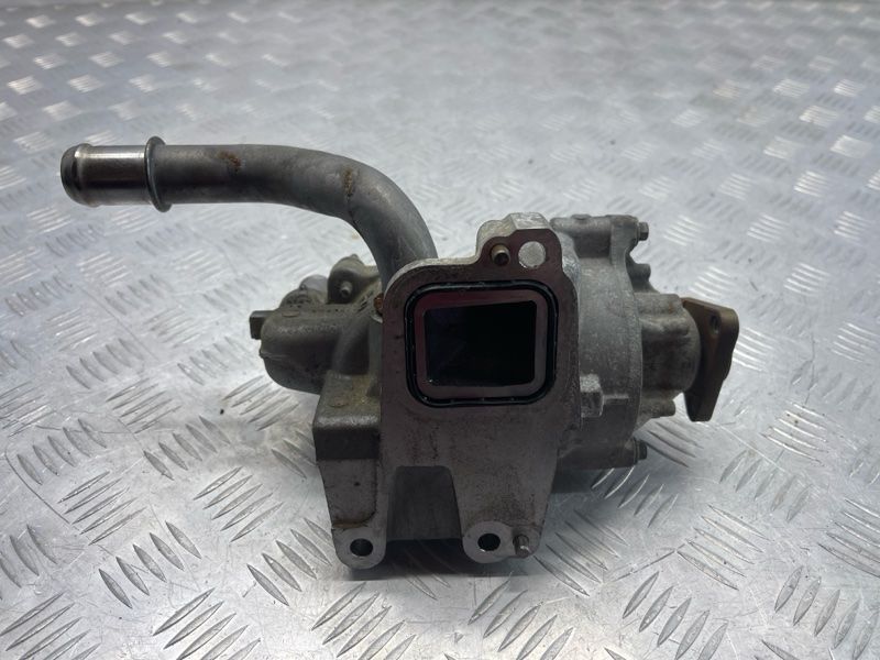 Помпа водяна K2GE8C501BB Ford Edge