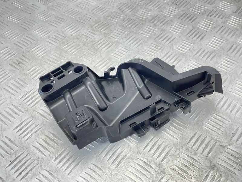 Крепление 31349772 Volvo XC90