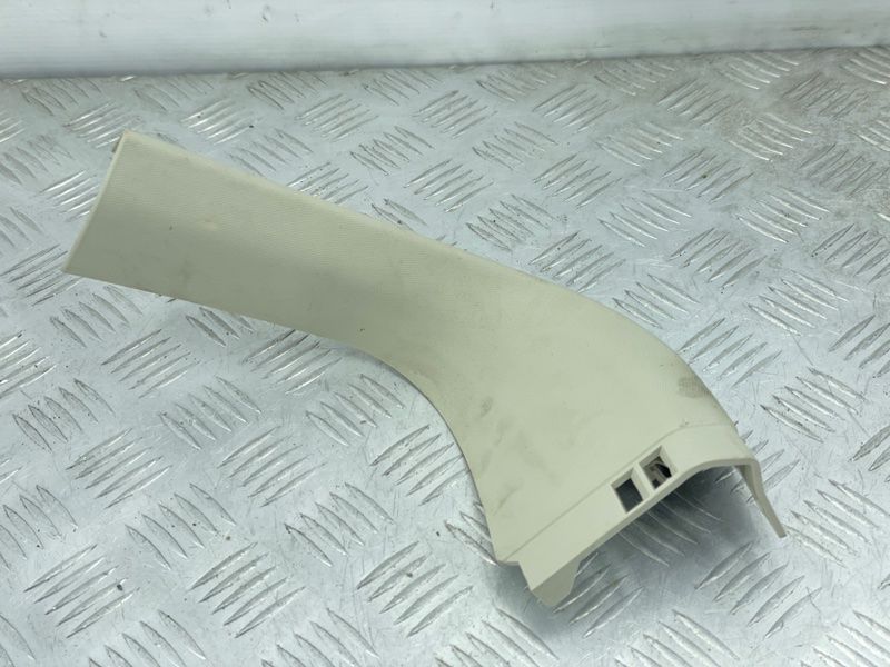 Обшивка кришки багажника cj54s42324afw Ford Escape