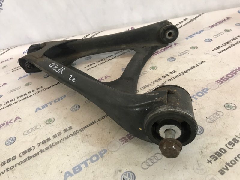 Рычаг задней подвески поперечный нижний 7L0505312B Audi Q7