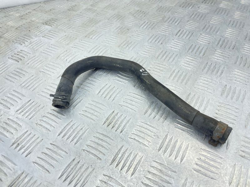 Шланг системи охолодження 7L0815374 Audi Q7