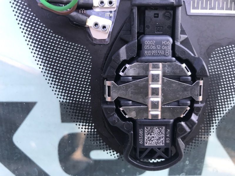 Лобове скло з датчиком 4G8845109 Audi A6