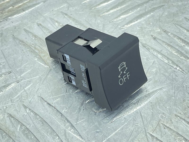Кнопка вимкнення ESP 8U0927134 Audi Q3