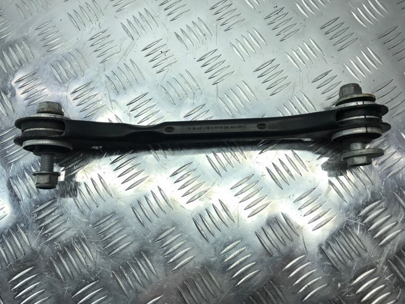 Важіль задньої підвіски нижній лівий/правий 8K0501529L Audi A6 Audi A4, Audi A4 Allroad, Audi A5, Audi A6, Audi A7, Audi A8, Audi Q5, Audi RS7, Audi S4, Audi S5, Audi S6, Audi S7, Audi S8, Audi SQ5, Porsche Macan