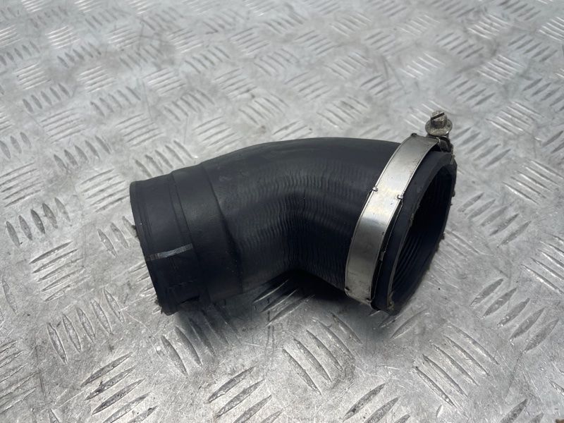 Патрубок интеркулера 1K0145838AG Volkswagen CC