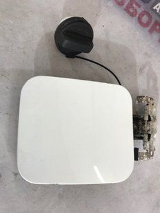 Корпус лючка кришки паливного бака в зборі 788304GA2B Infiniti Q50
