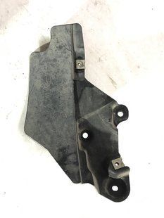 Бризковик 4M0854816F Audi Q7