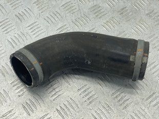Патрубок интеркулера 31422095 Volvo XC60