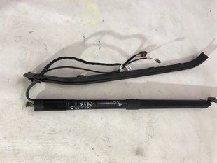 Приводной блок крышки багажника 7P6827851DIIT Volkswagen Touareg Volkswagen Touareg
