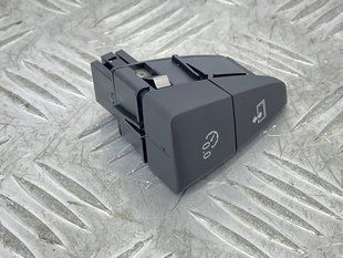 Клавиша сброса суточного пробега и дисплей 4G1927227 Audi A7
