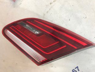 Стоп / Фонарь LED внутренний 3C8945308AA Volkswagen CC