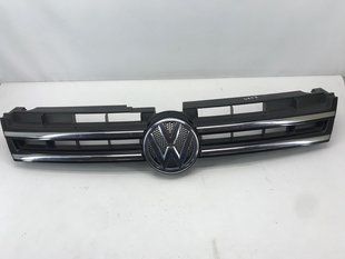 Решітка радіатора 7P6853651AZLL Volkswagen Touareg