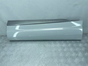 Накладка двери 4M0853969F Audi Q7