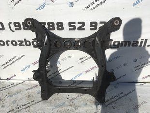 Подрамник передний 7L0400025 Audi Q7