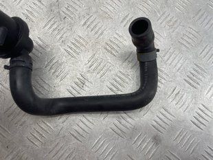 Патрубок 4M0906272F Audi Q7