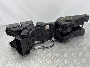 Корпус пічки в зборі Audi Q7