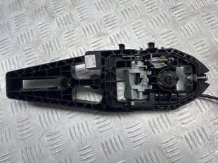 Кронштейн ручки Ford Edge