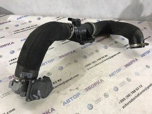 Патрубок 4G145673R Audi A6