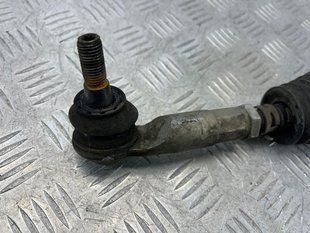 Тяга рульова Volkswagen Tiguan