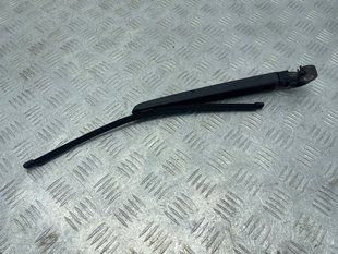 Повідок склоочисника 8R0955407 Volkswagen Touareg