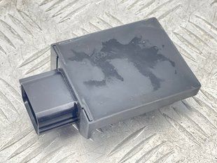 Контролер паливного насоса 31355909 Volvo XC90