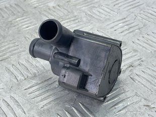 Дополнительный насос охлаждающей жидкости 06H121601N Audi Q5 Audi A7 Sportback, Audi Q5 PHEV, Audi S7 Sportback, Audi A4, Audi A4 Allroad, Audi A5, Audi A5 Sportback, Audi A6, Audi A6 Allroad, Audi A7, Audi A8, Audi Q5, Audi Q5 Sportback, Audi Q7, Audi R8, Audi S4, Audi S5, Audi S5 Sportback, Audi S6, Audi SQ5, Audi SQ5 Sportback