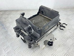 Радиатор охлаждения двигателя дополнительный 8K0121212B Audi A8