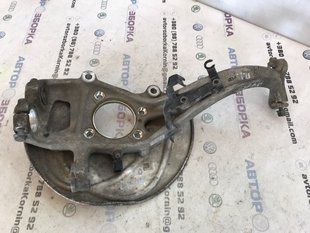 Поворотный кулак / Цапфа 8W0407241F Audi A4 Allroad
