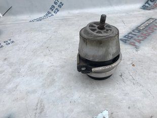 Опора / подушка двигуна 7L8199131A Audi Q7