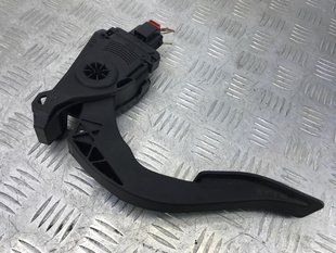 Педаль газу (акселератора) 8K1723523A Audi A7