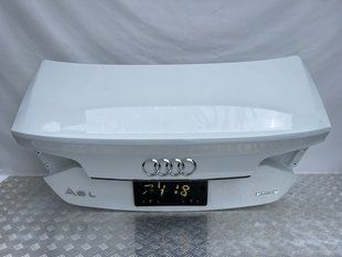 Кришка багажника Audi A8
