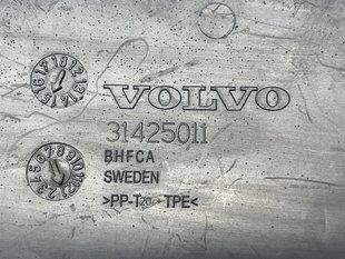 Накладка колісної арки 31425011 Volvo XC60