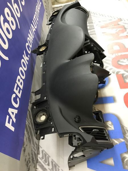 Торпедо з подушкою безпеки 682004GF5A Infiniti Q50