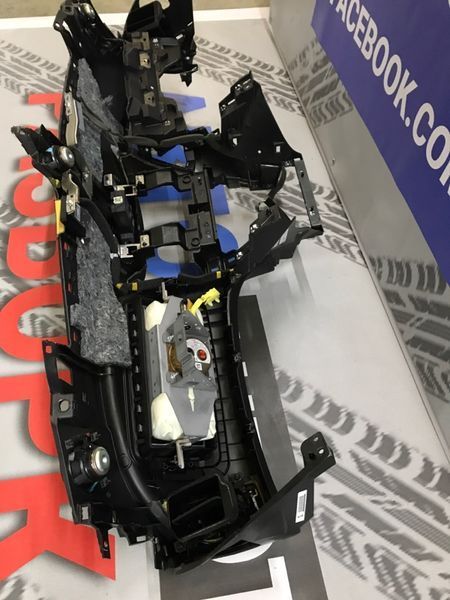 Торпедо з подушкою безпеки 682004GF5A Infiniti Q50