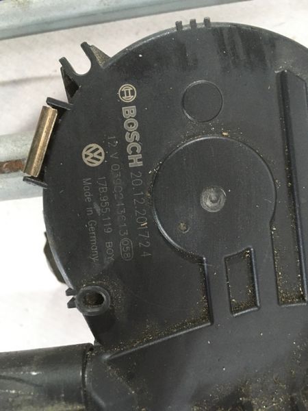 Мотор і трапеція склоочисників 17B955023 Volkswagen Jetta