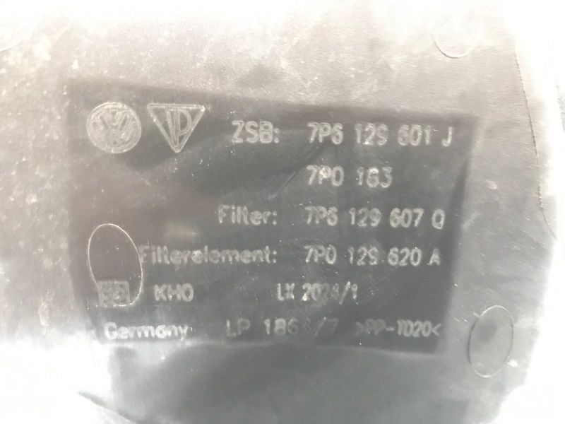 Корпус повітряного фільтра 7P6129601 Volkswagen Touareg