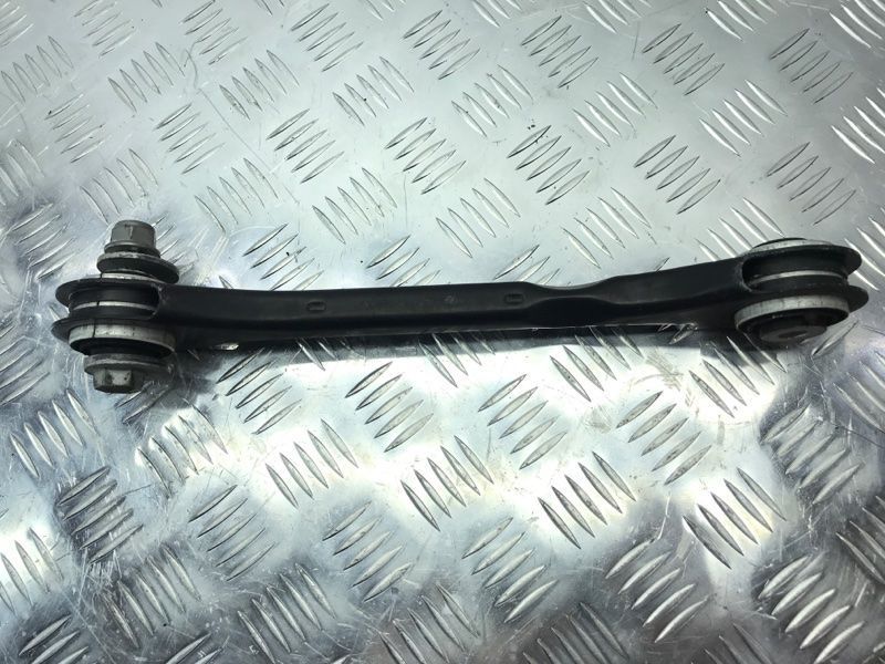 Важіль задньої підвіски нижній лівий/правий 8K0501529L Audi A6 Audi A4, Audi A4 Allroad, Audi A5, Audi A6, Audi A7, Audi A8, Audi Q5, Audi RS7, Audi S4, Audi S5, Audi S6, Audi S7, Audi S8, Audi SQ5, Porsche Macan