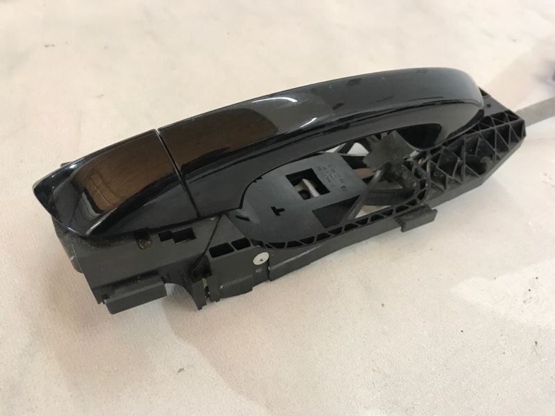 Ручка двери внешняя 5K1837016E Volkswagen Passat