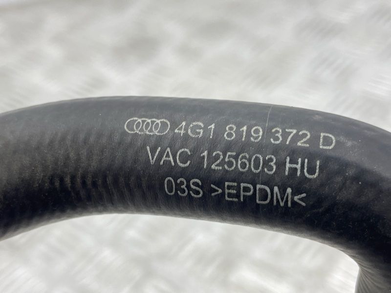 Шланг системи охолодження 4G1819372D Audi A6