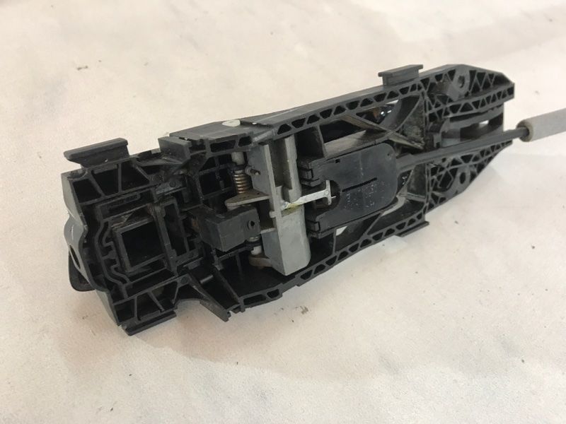Ручка двери внешняя 5K1837016E Volkswagen Passat