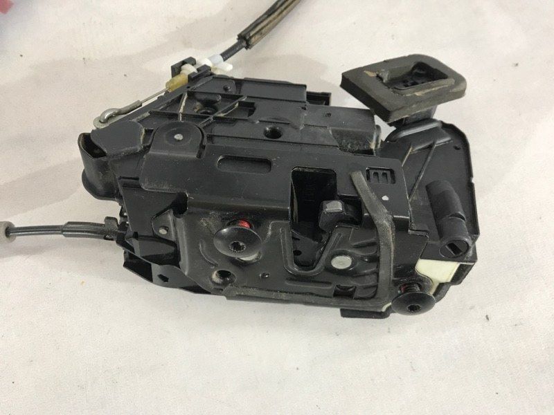 Ручка двери внешняя 5K1837016E Volkswagen Passat