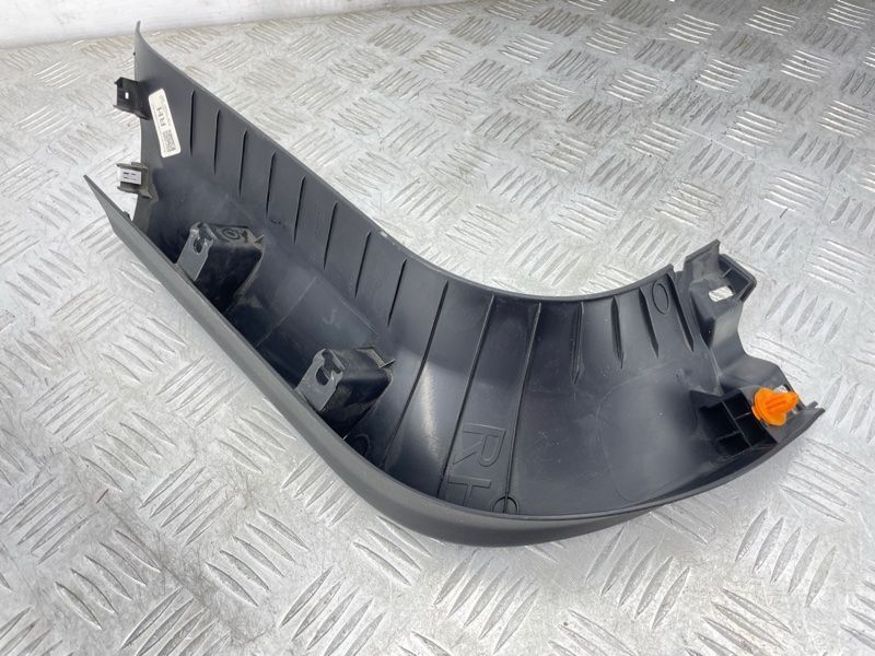 Обшивка крышки багажника LJ6BS42324AAW Ford Escape